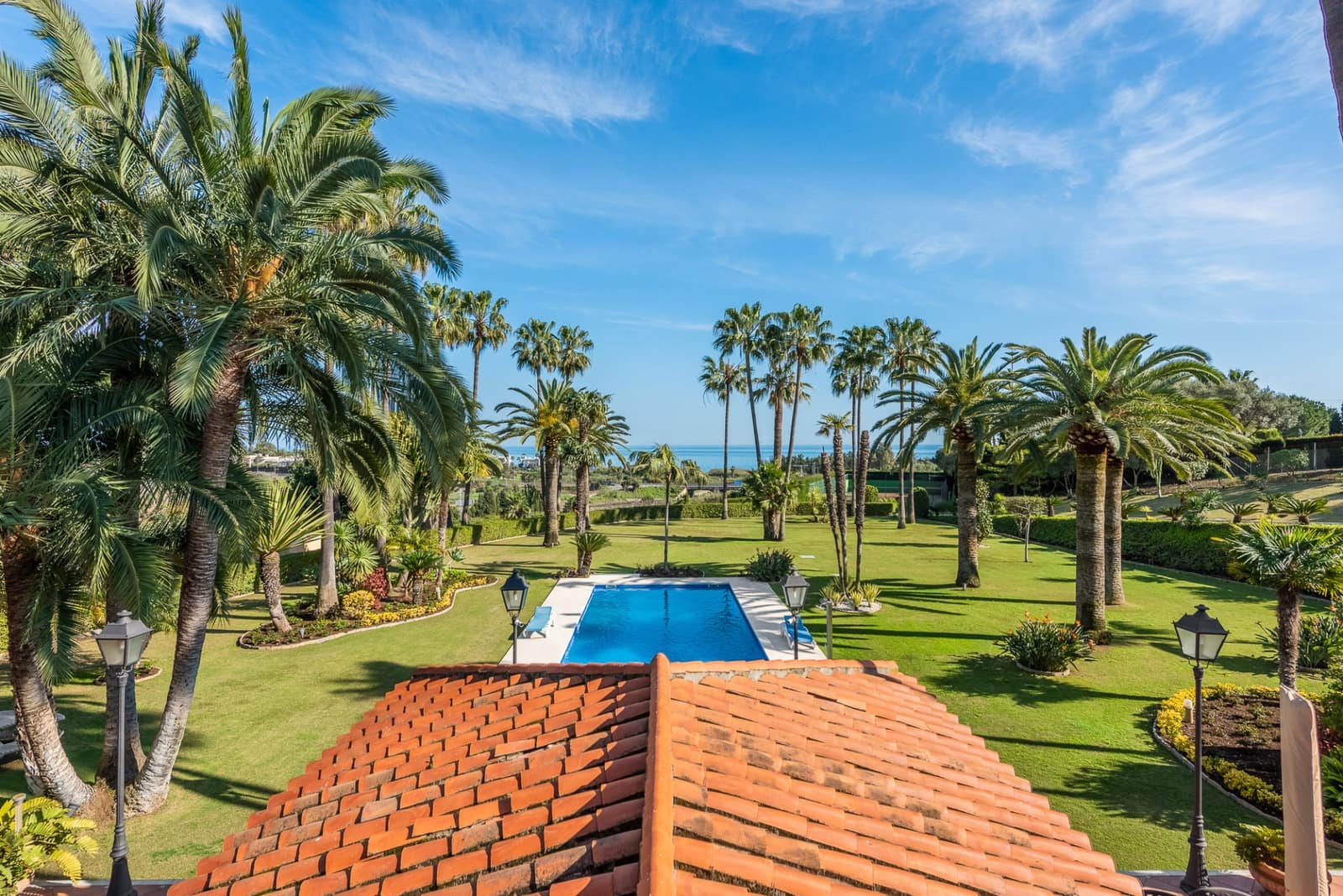 5 slaapkamer Villa te koop in Estepona met zwembad garage - € 4.200.000 (Ref: 5972831)