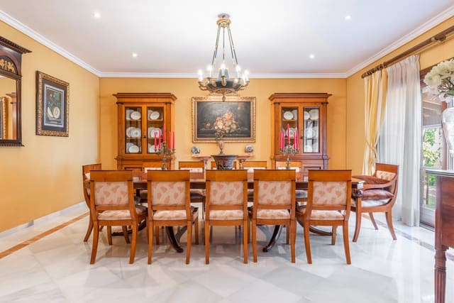 5 slaapkamer Villa te koop in Estepona met zwembad garage - € 4.200.000 (Ref: 5972831)