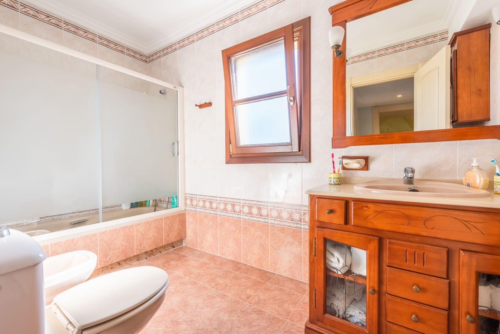 5 slaapkamer Villa te koop in Estepona met zwembad garage - € 4.200.000 (Ref: 5972831)