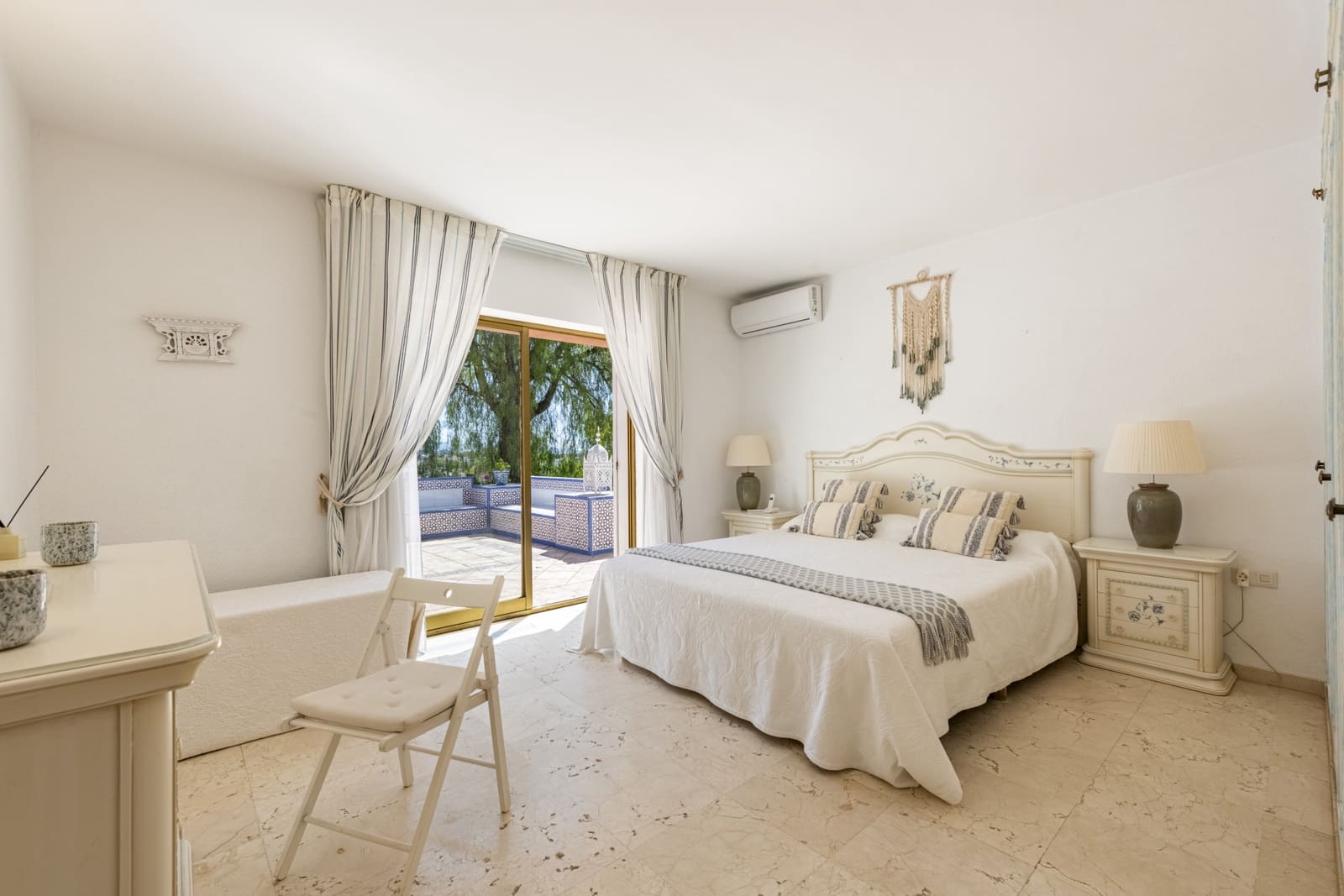 4 quarto Moradia para arrendar em Marbella com piscina garagem - 7 800 € (Ref: 6069252)