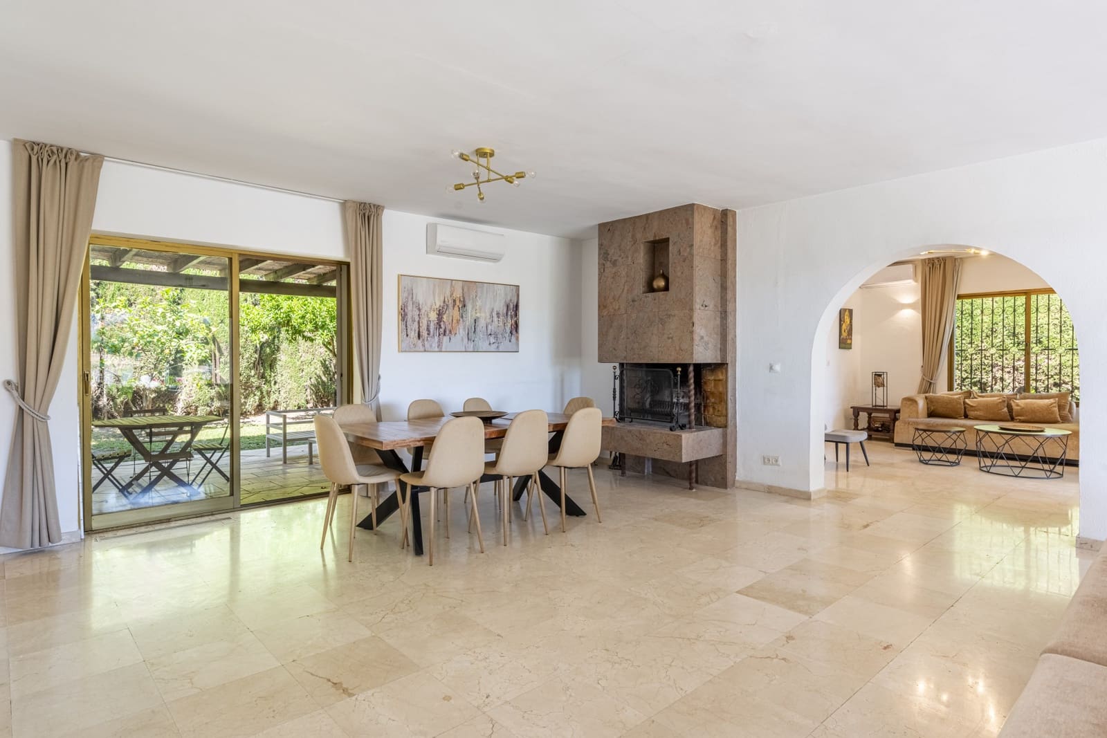 4 quarto Moradia para arrendar em Marbella com piscina garagem - 7 800 € (Ref: 6069252)