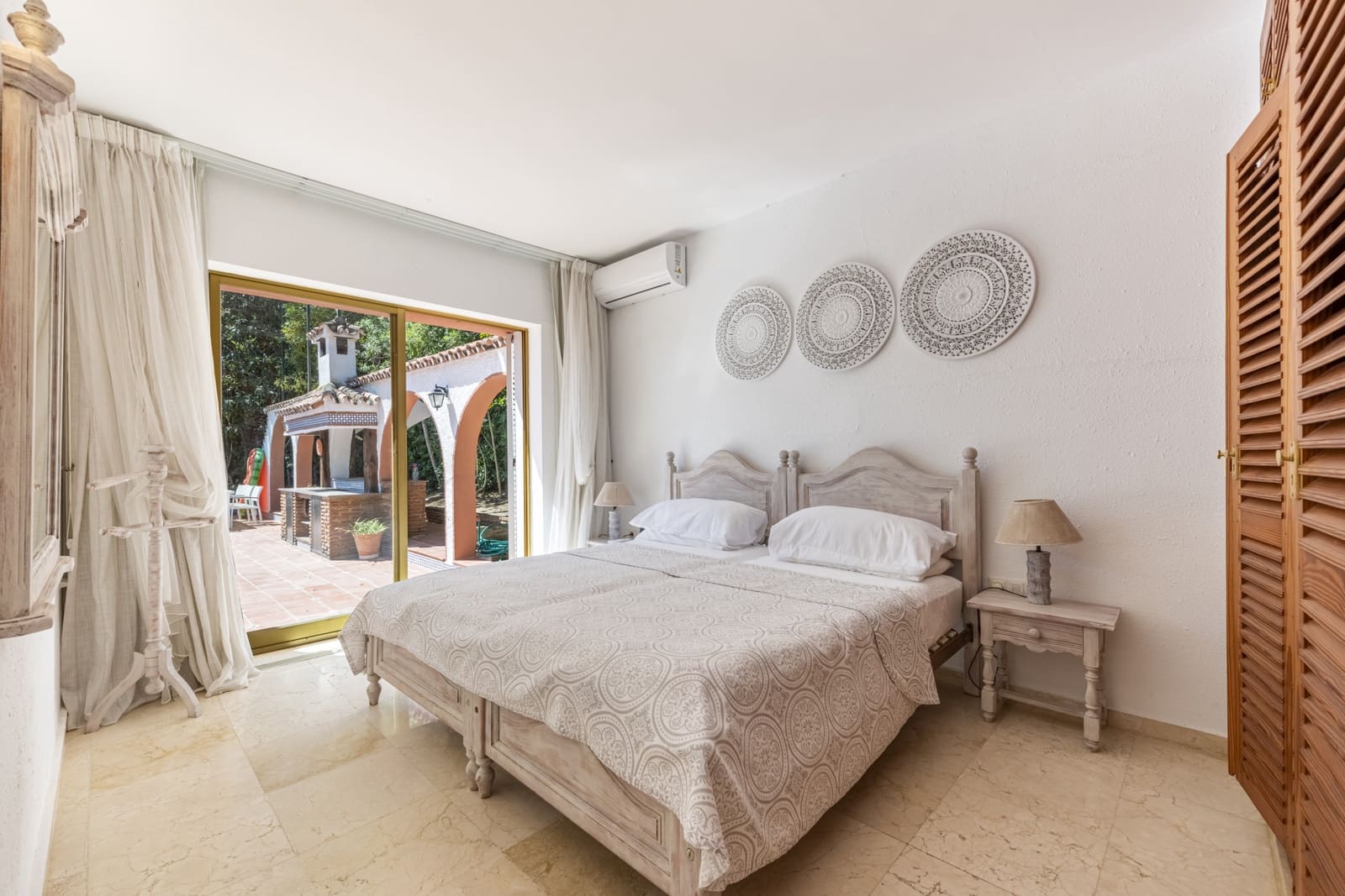 4 quarto Moradia para arrendar em Marbella com piscina garagem - 7 800 € (Ref: 6069252)