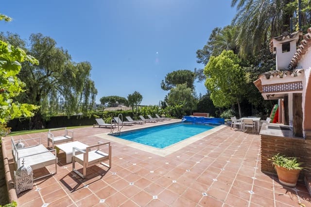 4 quarto Moradia para arrendar em Marbella com piscina garagem - 7 800 € (Ref: 6069252)