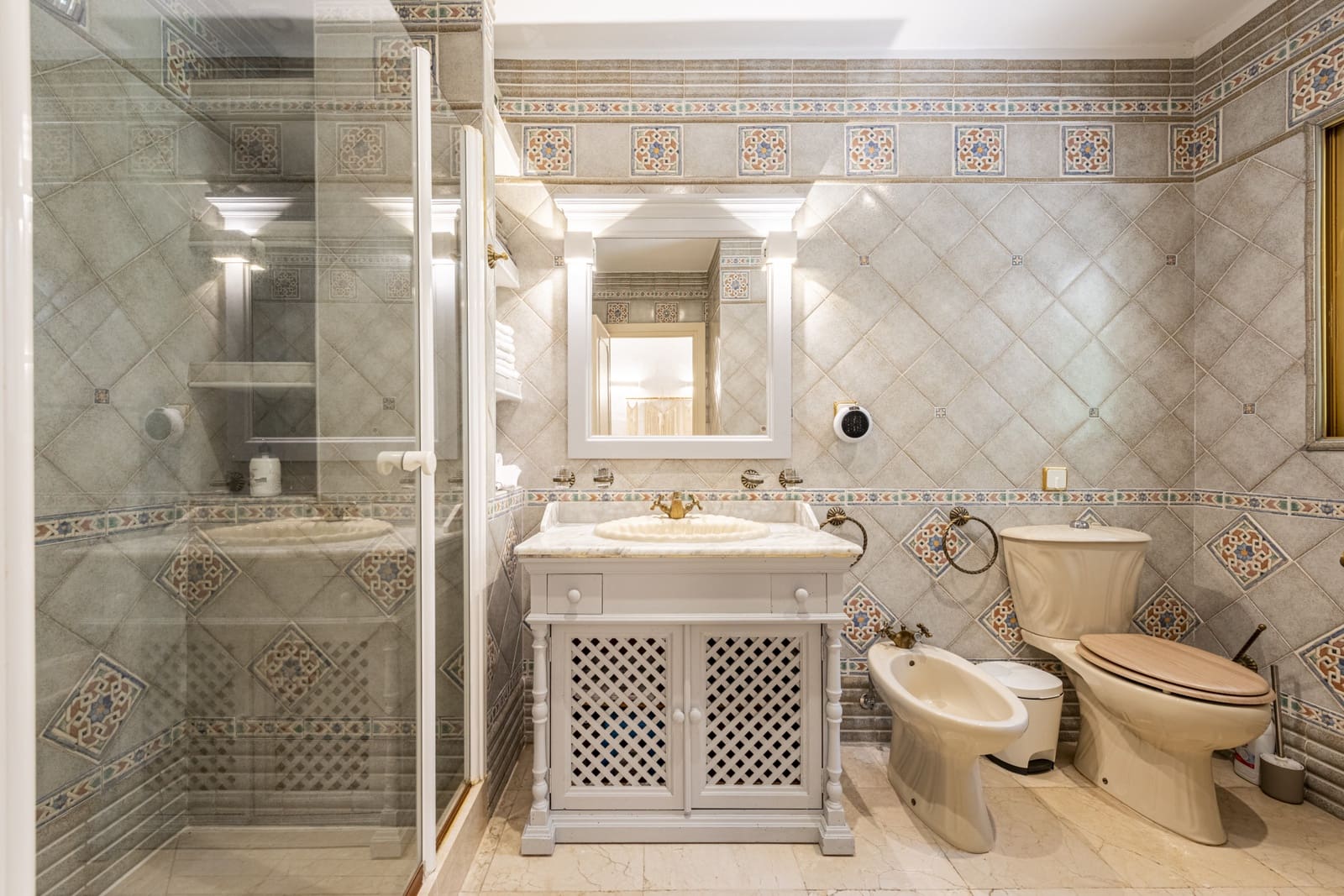 4 makuuhuone Huvila lomavuokrausta paikassa Marbella mukana uima-altaan 
autotalli - 7 500 € (Ref: 6069253)