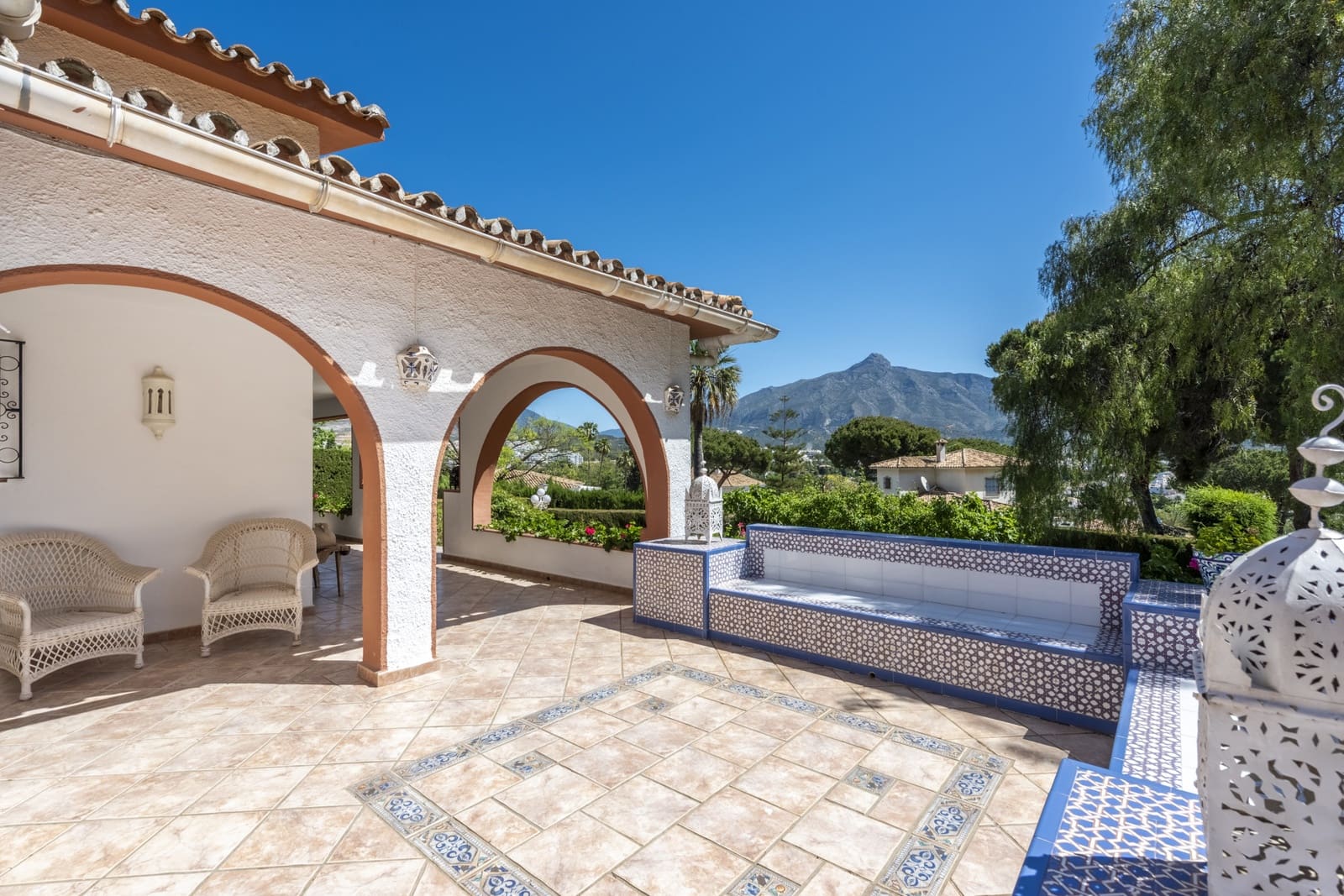 4 makuuhuone Huvila lomavuokrausta paikassa Marbella mukana uima-altaan 
autotalli - 7 500 € (Ref: 6069253)