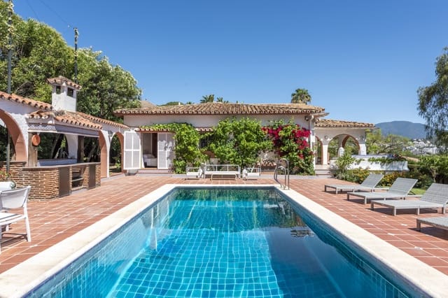 4 makuuhuone Huvila lomavuokrausta paikassa Marbella mukana uima-altaan 
autotalli - 7 500 € (Ref: 6069253)