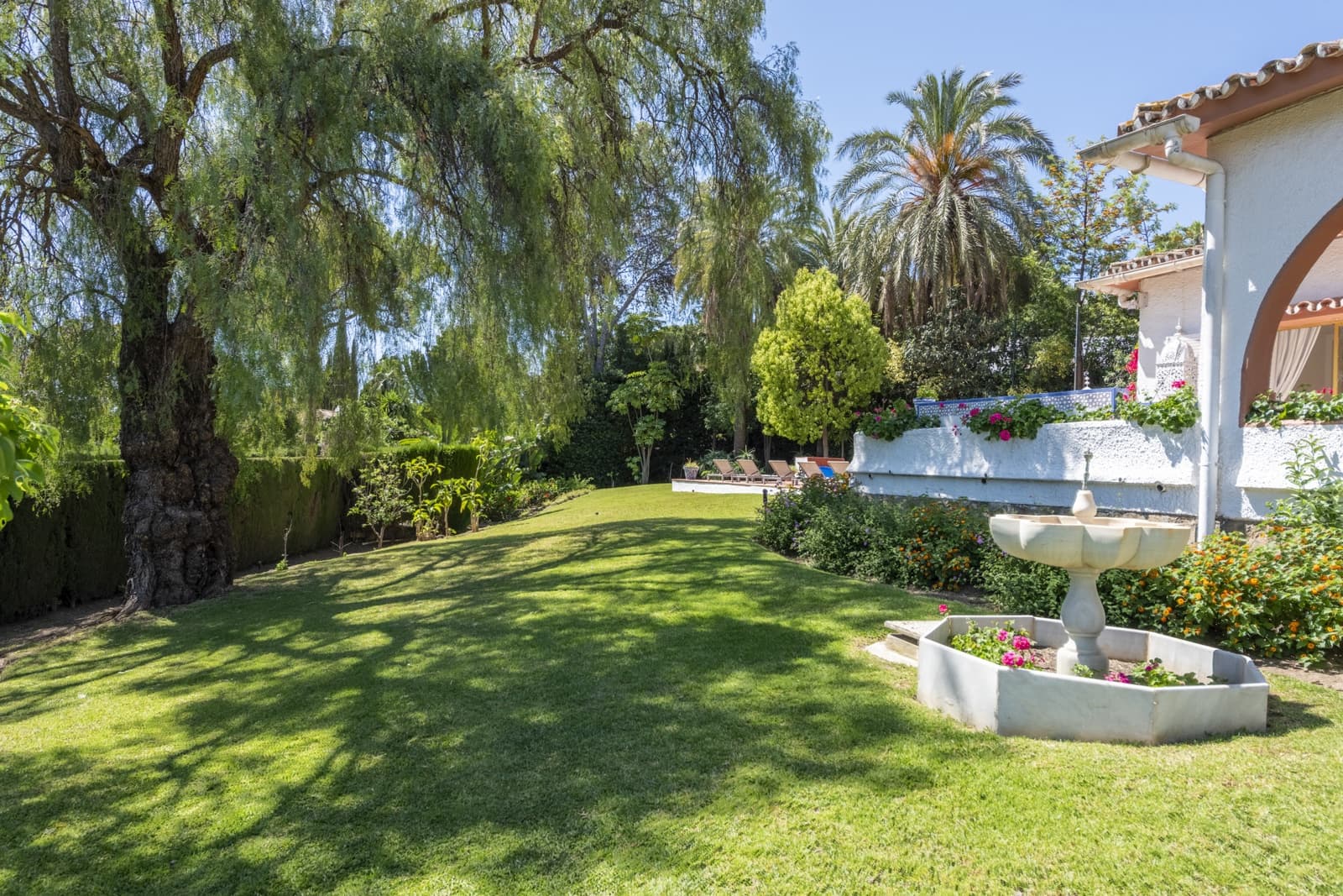 4 makuuhuone Huvila lomavuokrausta paikassa Marbella mukana uima-altaan 
autotalli - 7 500 € (Ref: 6069253)