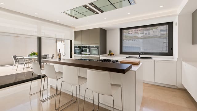 8 soveværelse Villa til leje i Los Flamingos, Benahavís med swimmingpool garage - € 40.000 (Ref: 6069279)