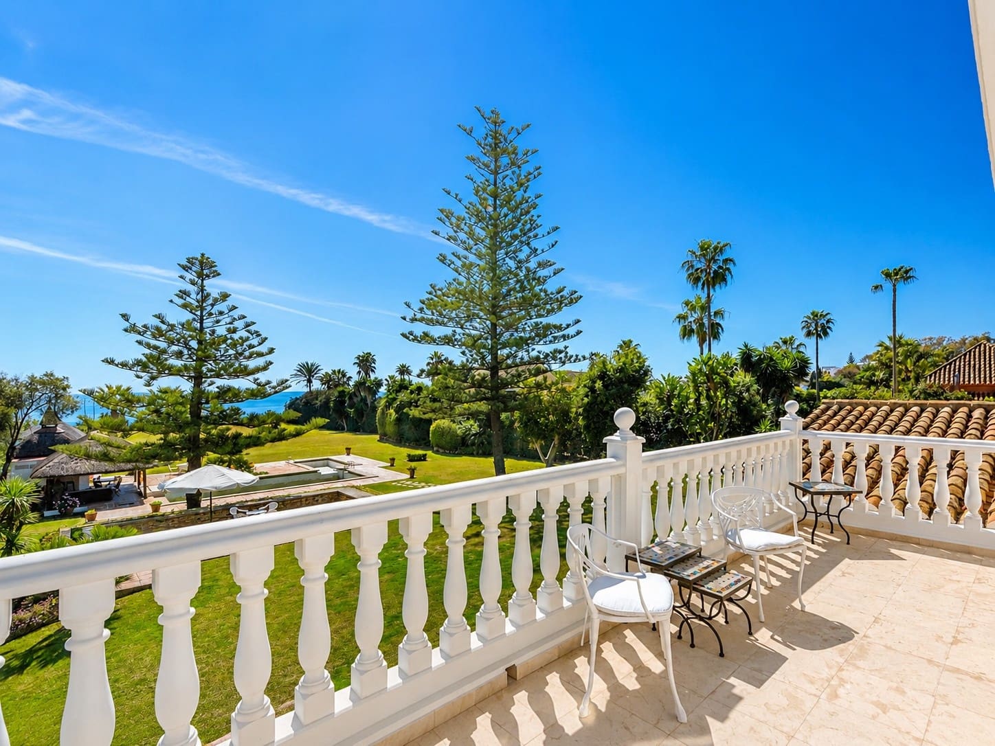 5 bedroom Villa for holiday rental in Guadalmina with pool garage - € 15,000 (Ref: 6069294)