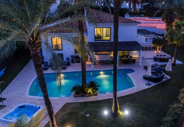5 quarto Moradia para arrendamento para férias em Marbella com piscina - 8 900 € (Ref: 6069325)