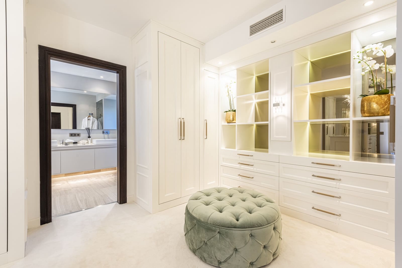 Chalet de 6 habitaciones en San Pedro de Alcantara en venta con piscina garaje - 8.500.000 € (Ref: 6378295)