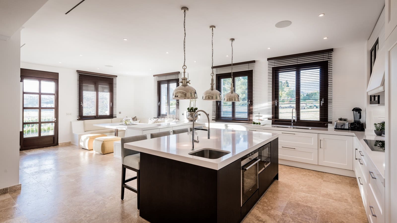 Chalet de 6 habitaciones en San Pedro de Alcantara en venta con piscina garaje - 8.500.000 € (Ref: 6378295)