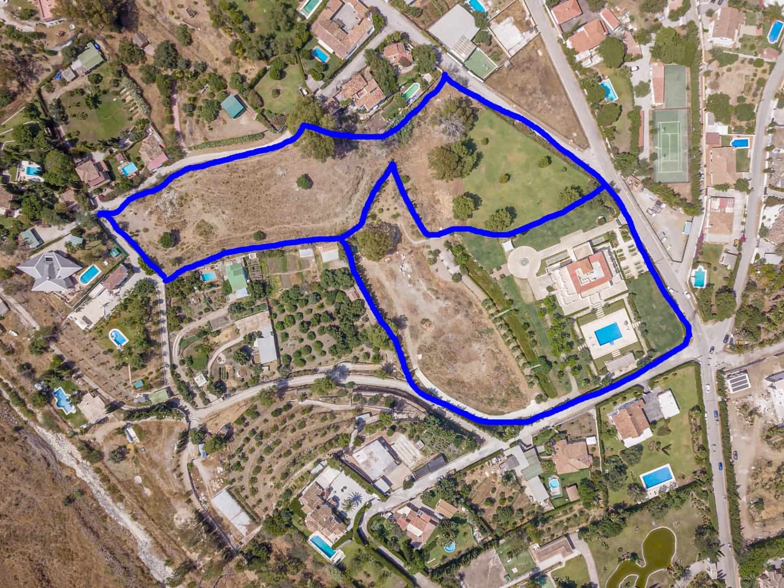 Chalet de 6 habitaciones en San Pedro de Alcantara en venta con piscina garaje - 8.500.000 € (Ref: 6378295)