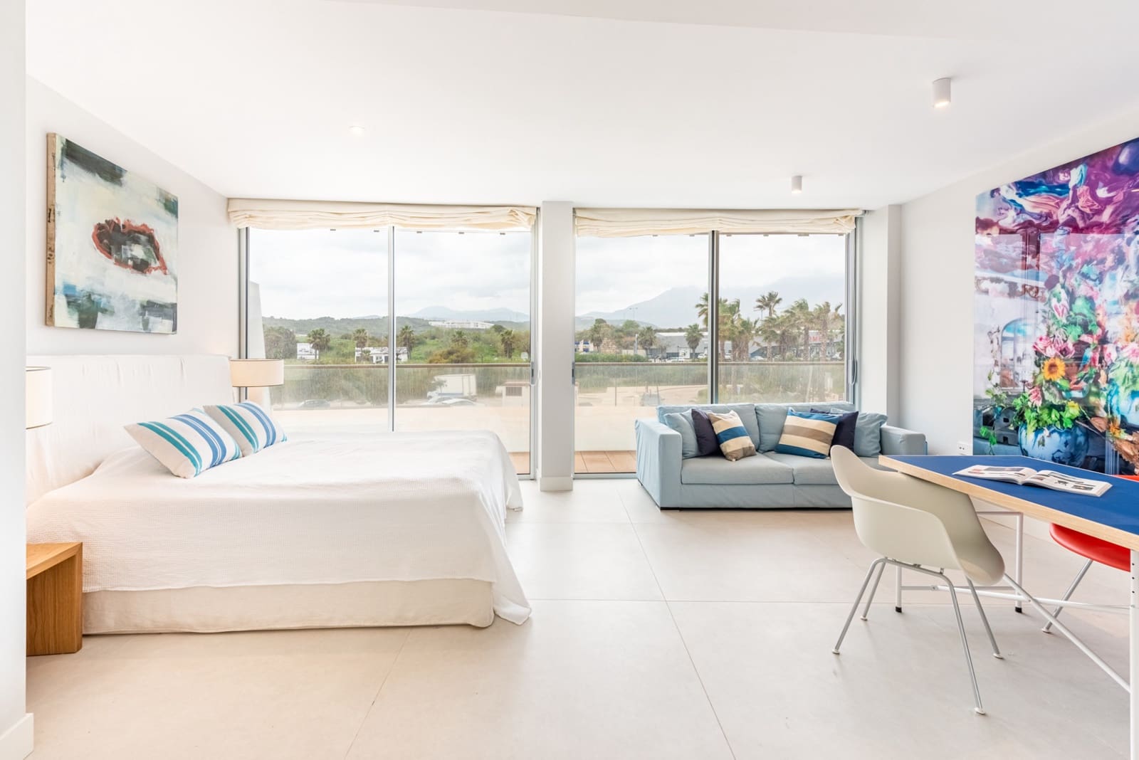 3 bedroom Apartment for sale in Estepona with pool garage - € 1,450,000 (Ref: 6694536)