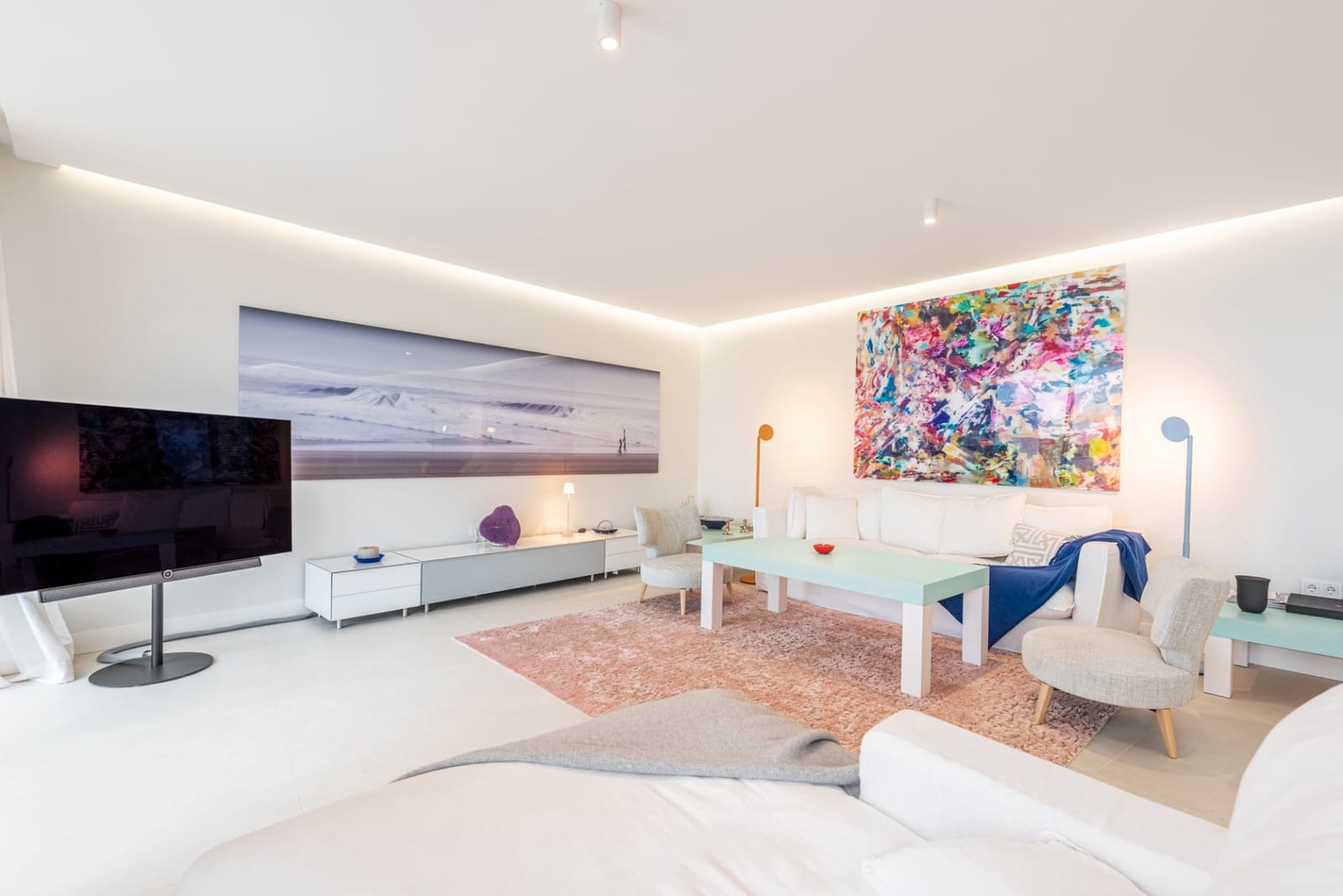 3 bedroom Apartment for sale in Estepona with pool garage - € 1,450,000 (Ref: 6694536)