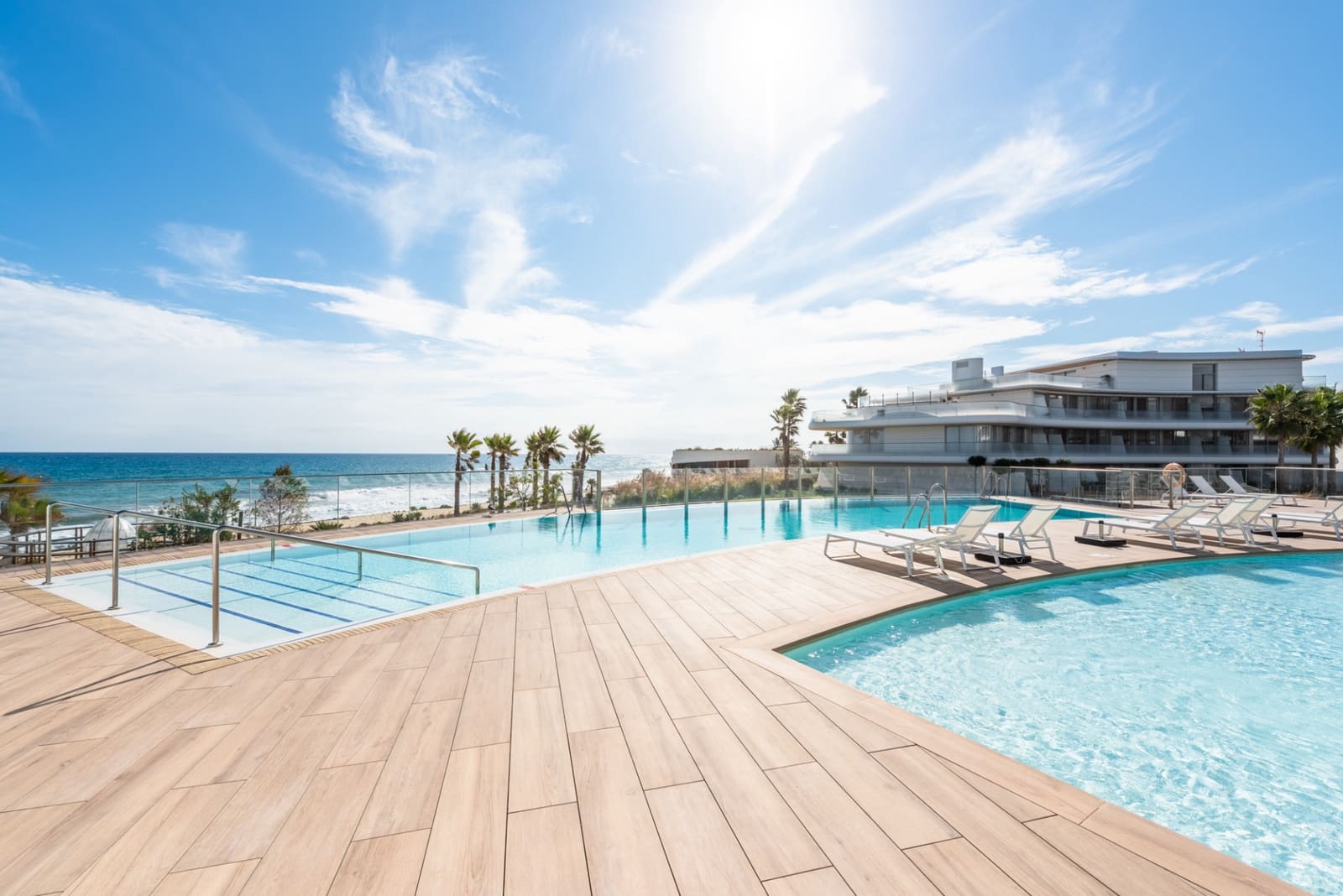 3 bedroom Apartment for sale in Estepona with pool garage - € 1,450,000 (Ref: 6694536)