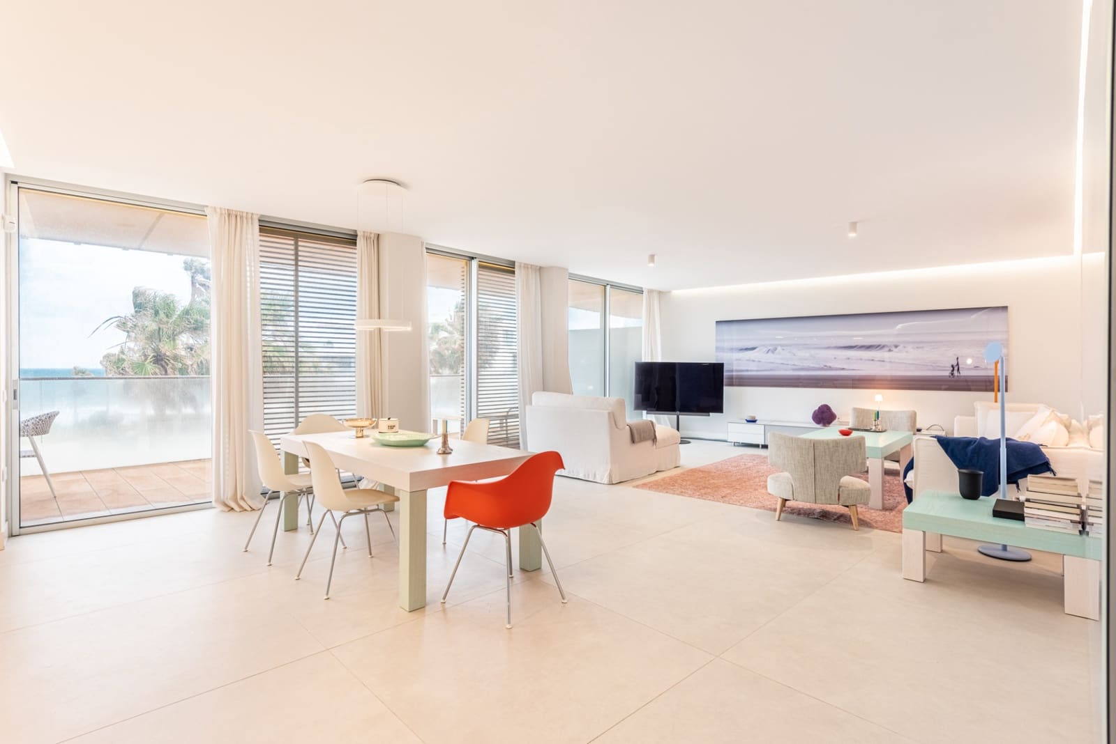 3 bedroom Apartment for sale in Estepona with pool garage - € 1,450,000 (Ref: 6694536)