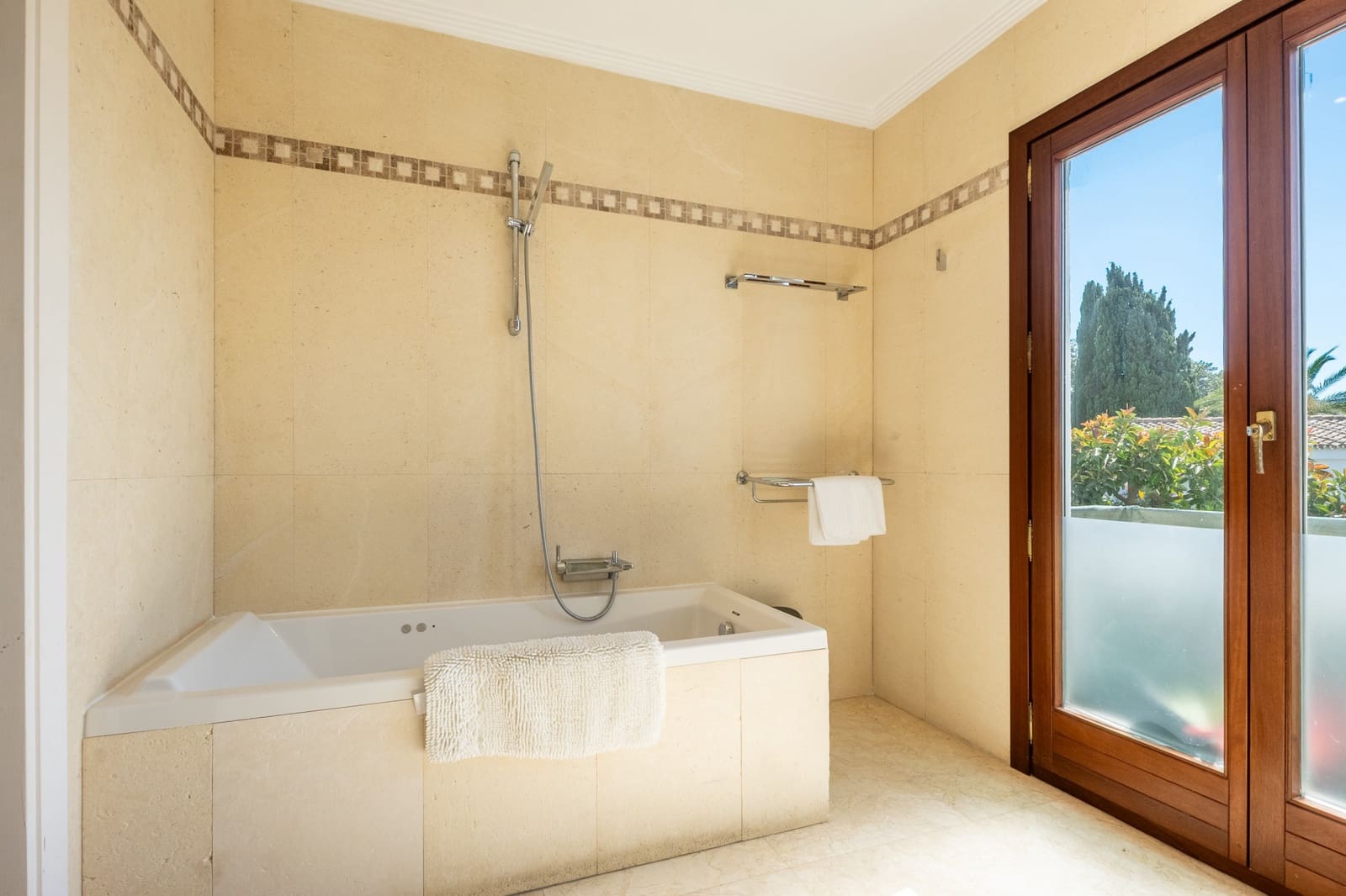 1 chambre Penthouse à vendre à Marbella avec piscine garage - 2 995 000 € (Ref: 6722610)