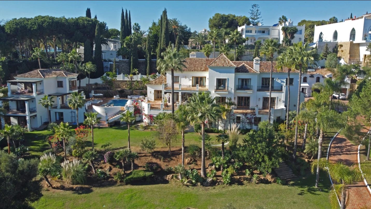 15 sypialnia Willa na sprzedaż w Benahavis z basenem garażem - 13 950 000 € (Ref: 6811124)