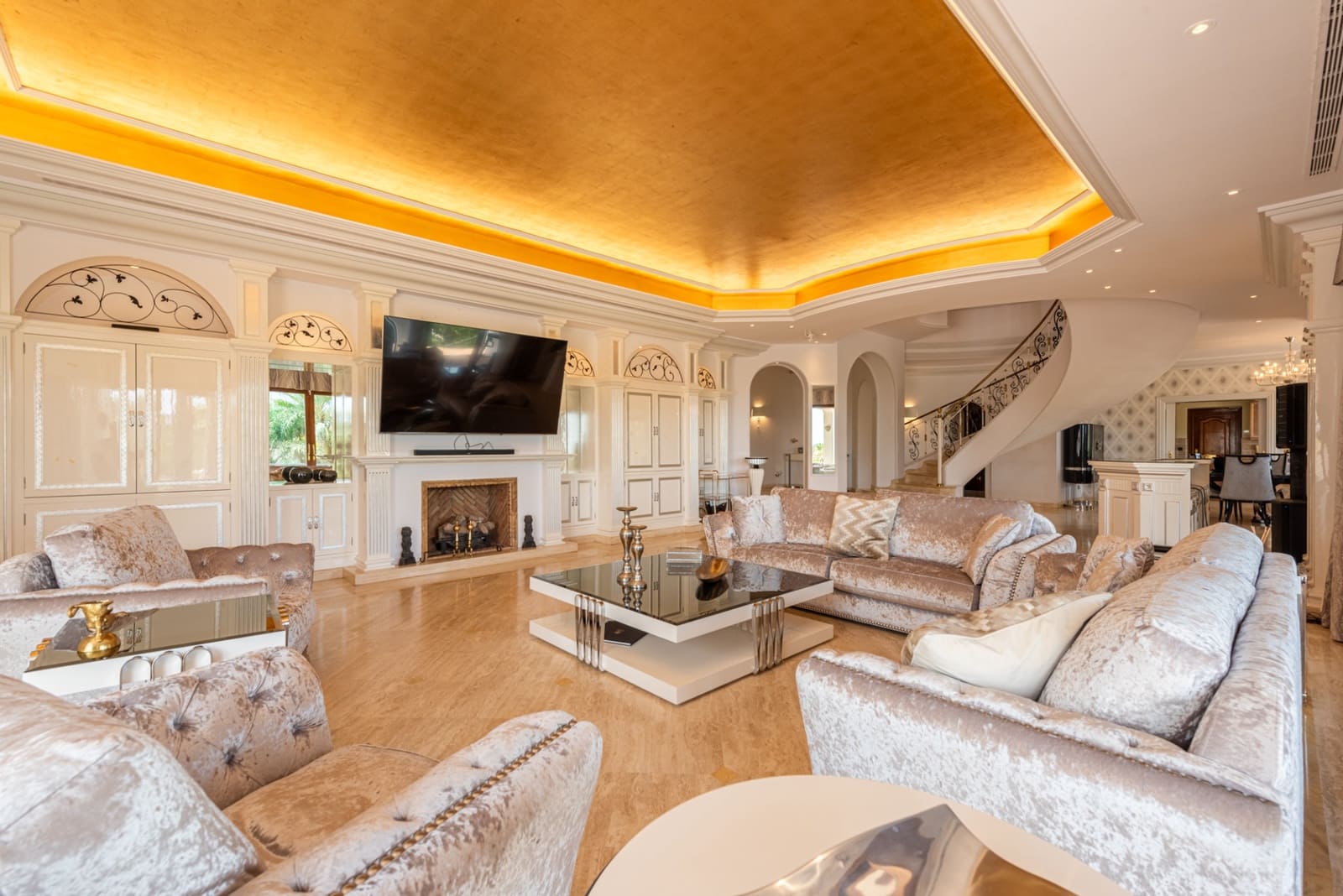 15 sypialnia Willa na sprzedaż w Benahavis z basenem garażem - 13 950 000 € (Ref: 6811124)