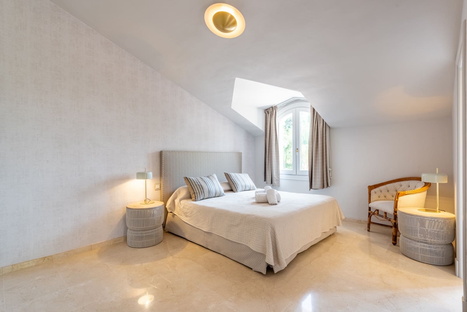 15 sypialnia Willa na sprzedaż w Benahavis z basenem garażem - 13 950 000 € (Ref: 6811124)