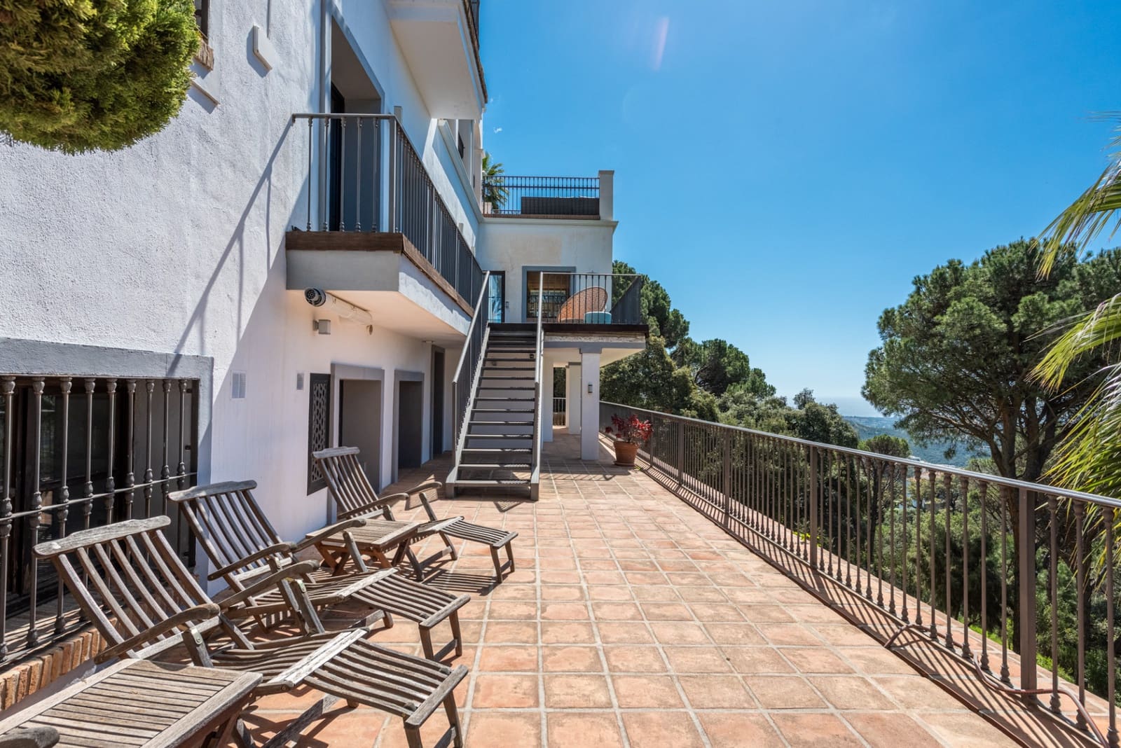 6 Zimmer Villa zu verkaufen in El Madronal mit Pool Garage - 7.800.000 € (Ref: 6828501)