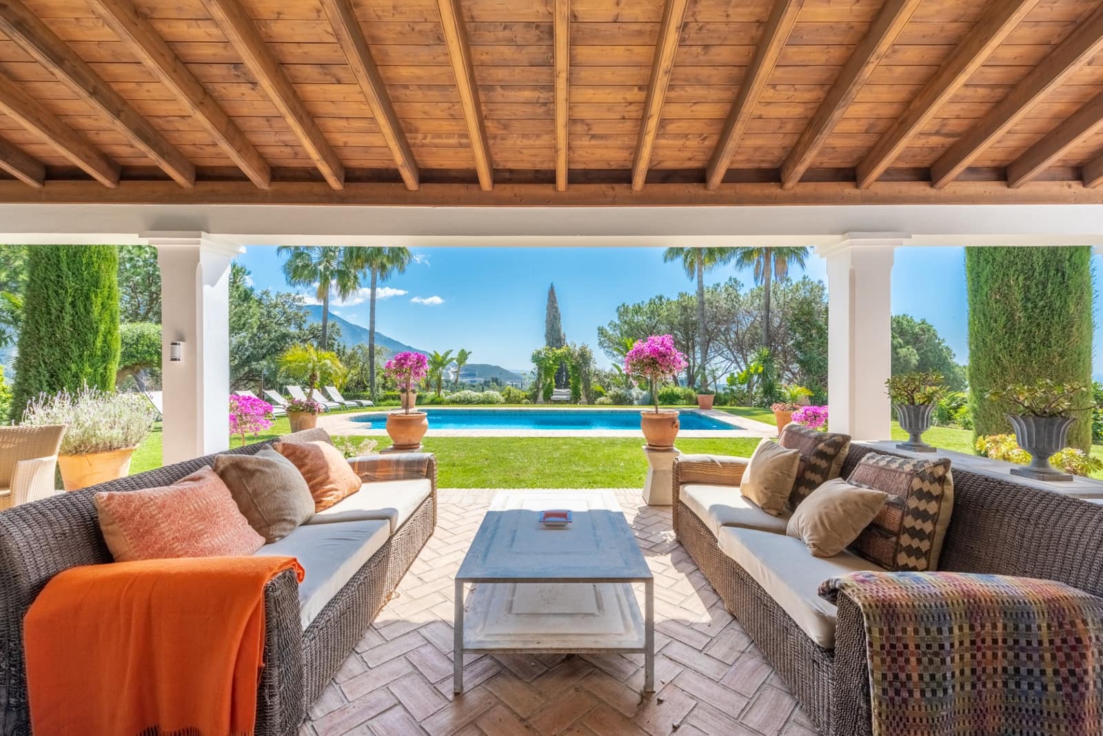 6 Zimmer Villa zu verkaufen in El Madronal mit Pool Garage - 7.800.000 € (Ref: 6828501)