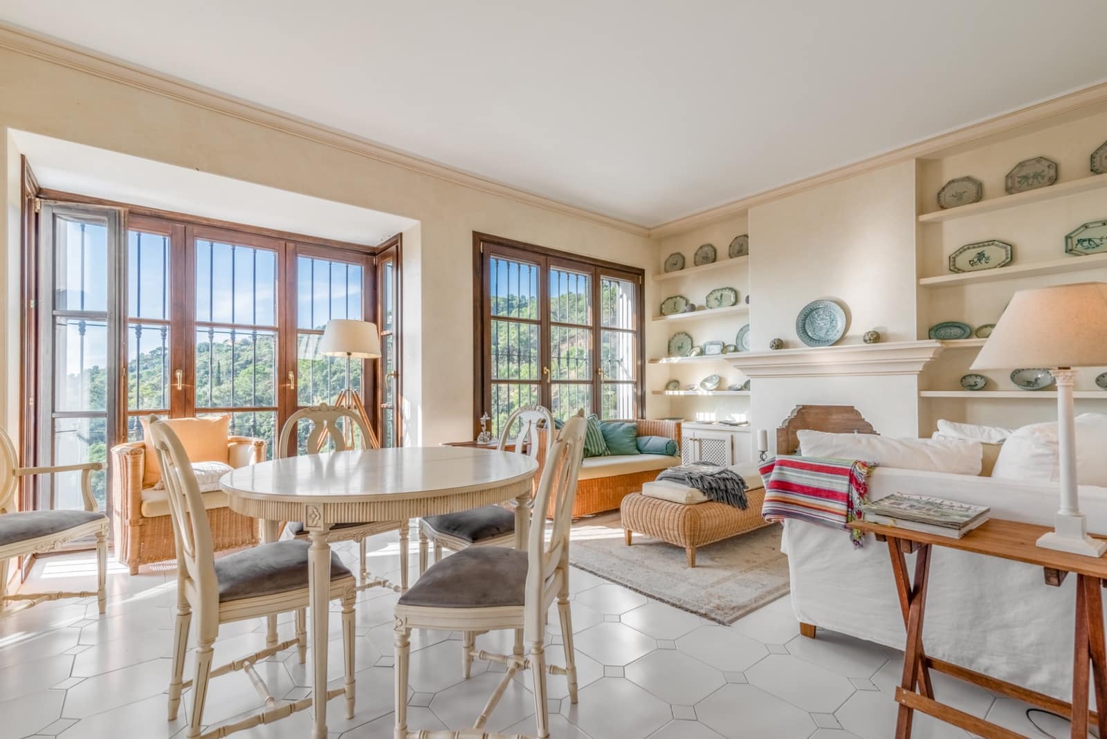 6 bedroom Villa for sale in El Madronal with pool garage - € 7,800,000 (Ref: 6828501)