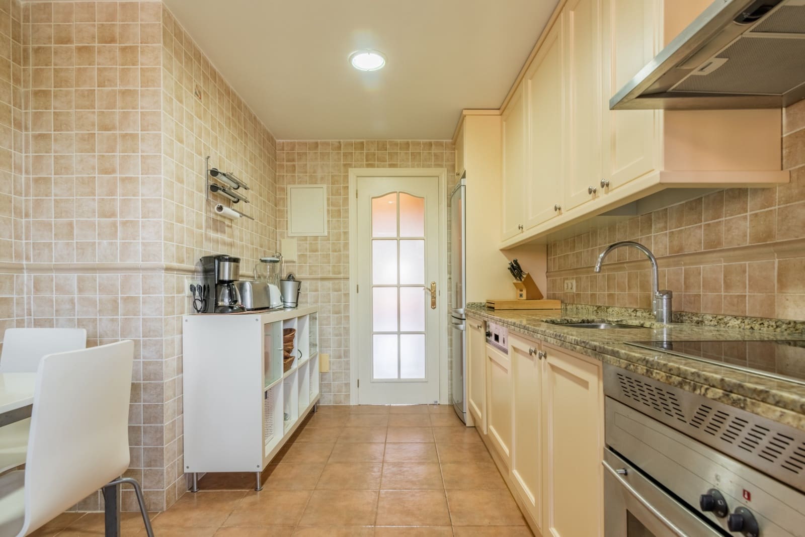   4 soveværelse   ferieLejlighed i Marbella   med   swimmingpool  garage  - € 4.000 (Ref: 6917934)