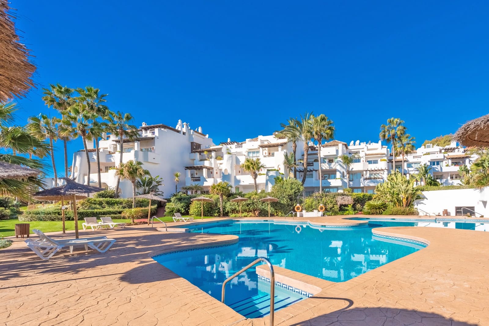 4 makuuhuone Kattohuoneisto myytävänä paikassa Marbella mukana uima-altaan 
autotalli - 3 150 000 € (Ref: 6922534)