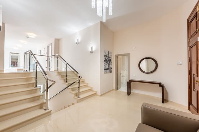 6 slaapkamer Appartement te koop in Marbella met zwembad garage - € 4.205.000 (Ref: 6922535)