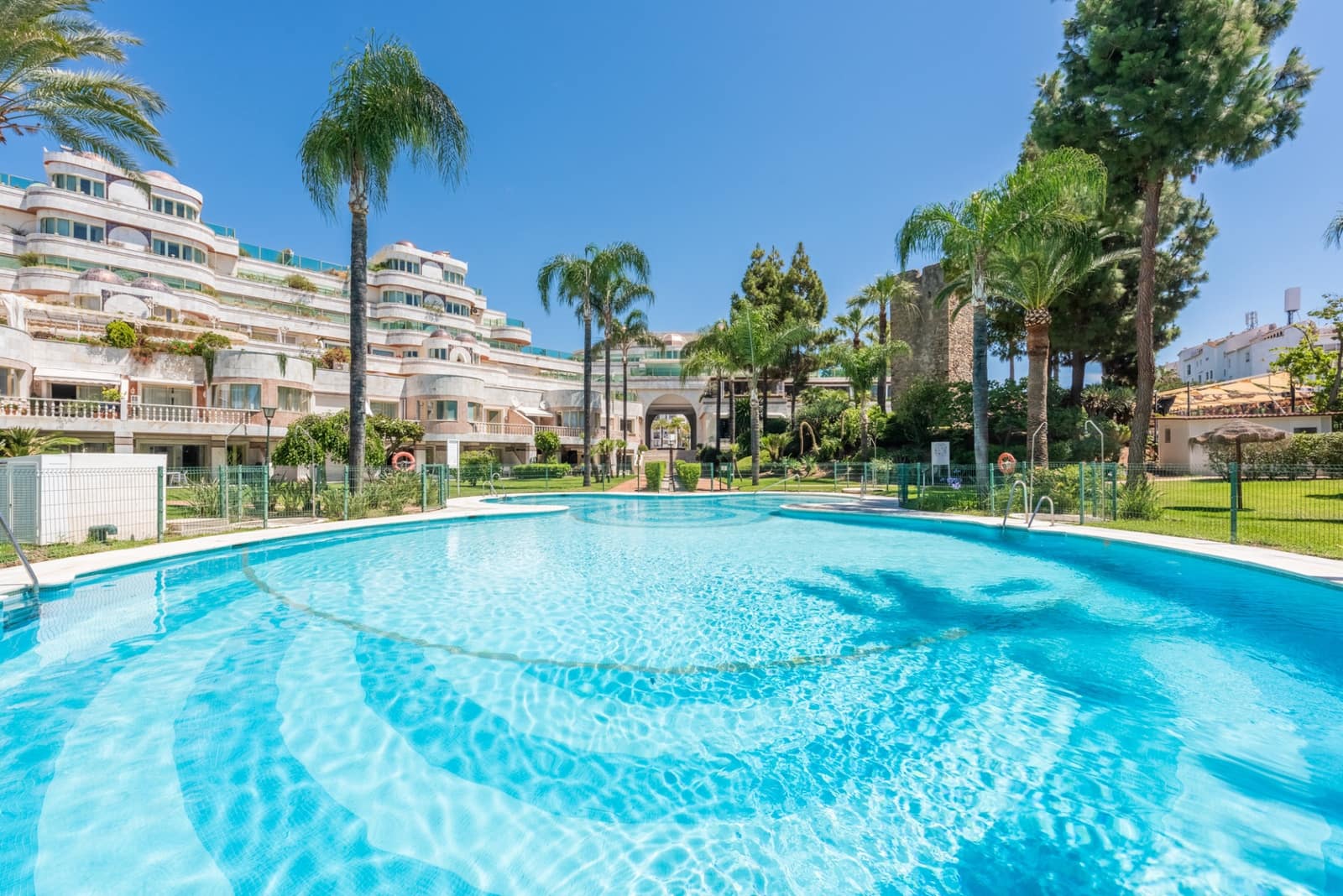 6 slaapkamer Appartement te koop in Marbella met zwembad garage - € 4.205.000 (Ref: 6922535)