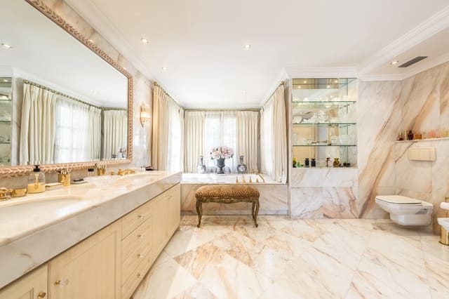 4 slaapkamer Villa te koop in Marbella met zwembad garage - € 3.495.000 (Ref: 6962292)