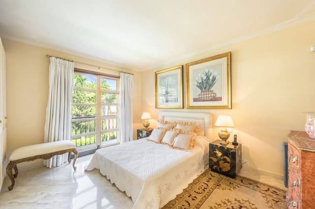 4 slaapkamer Villa te koop in Marbella met zwembad garage - € 3.495.000 (Ref: 6962292)