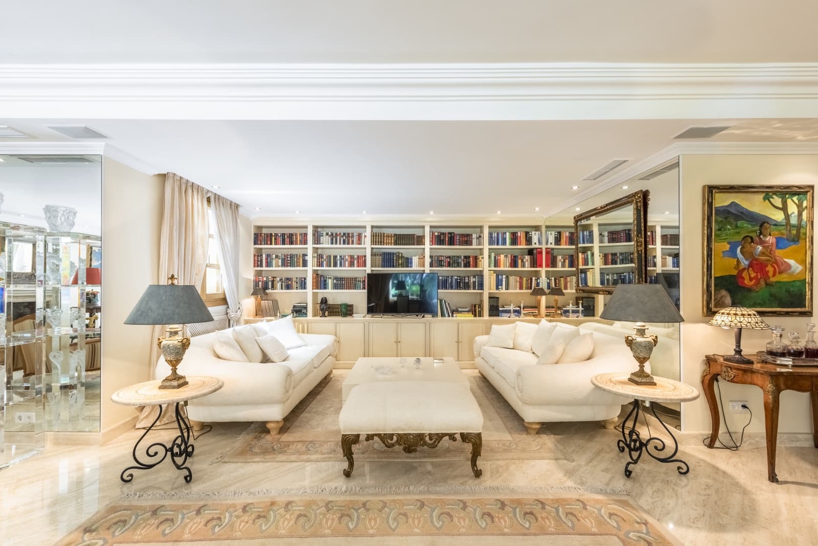 4 bedroom Villa for sale in Marbella with pool garage - € 3,495,000 (Ref: 6962292)