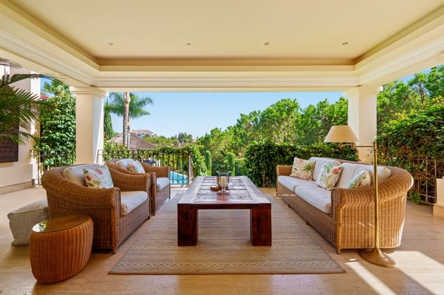 6 sypialnia Willa na sprzedaż w Marbella z basenem garażem - 9 950 000 € (Ref: 6986464)