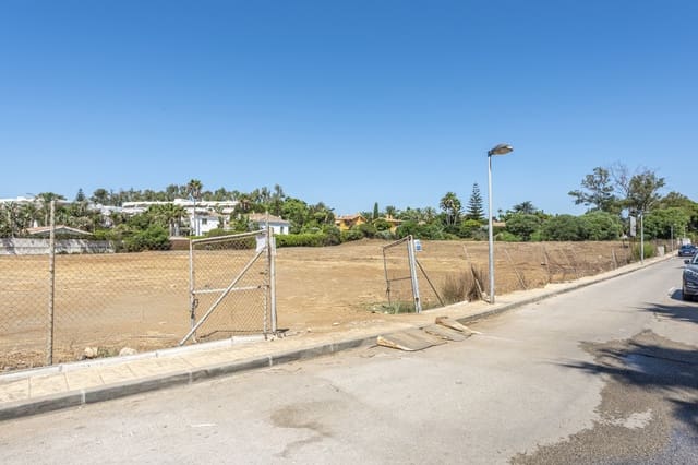 Building Plot for sale in Guadalmina Baja, Marbella - € 18,000,000 (Ref: 7026098)