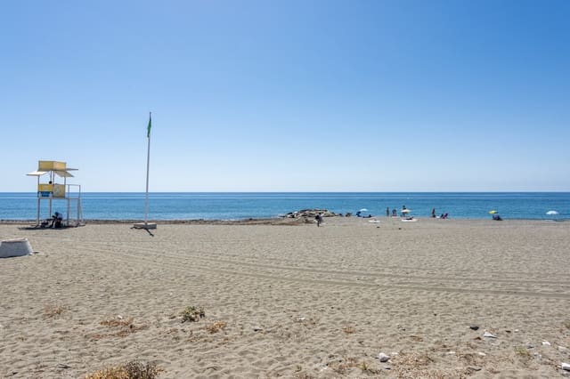 Building Plot for sale in Guadalmina Baja, Marbella - € 18,000,000 (Ref: 7026098)