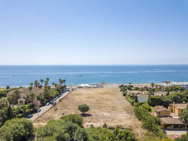 Building Plot for sale in Guadalmina Baja, Marbella - € 18,000,000 (Ref: 7026098)