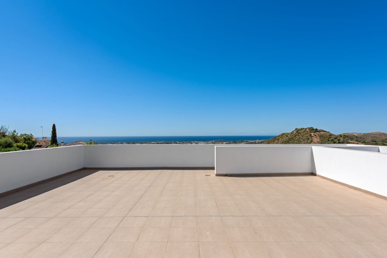 6 soveværelse Villa til salg i Los Arqueros med swimmingpool garage - € 3.250.000 (Ref: 7078945)