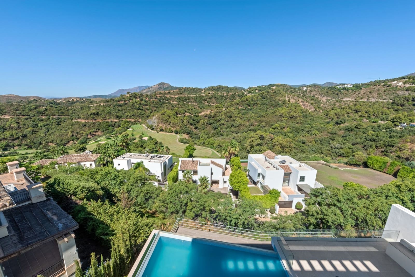 6 soveværelse Villa til salg i Los Arqueros med swimmingpool garage - € 3.250.000 (Ref: 7078945)