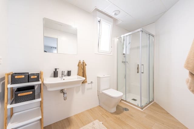 2 Zimmer Apartment zu vermieten in Nueva Andalucia, Marbella mit Pool Garage - 2.300 € (Ref: 7078946)