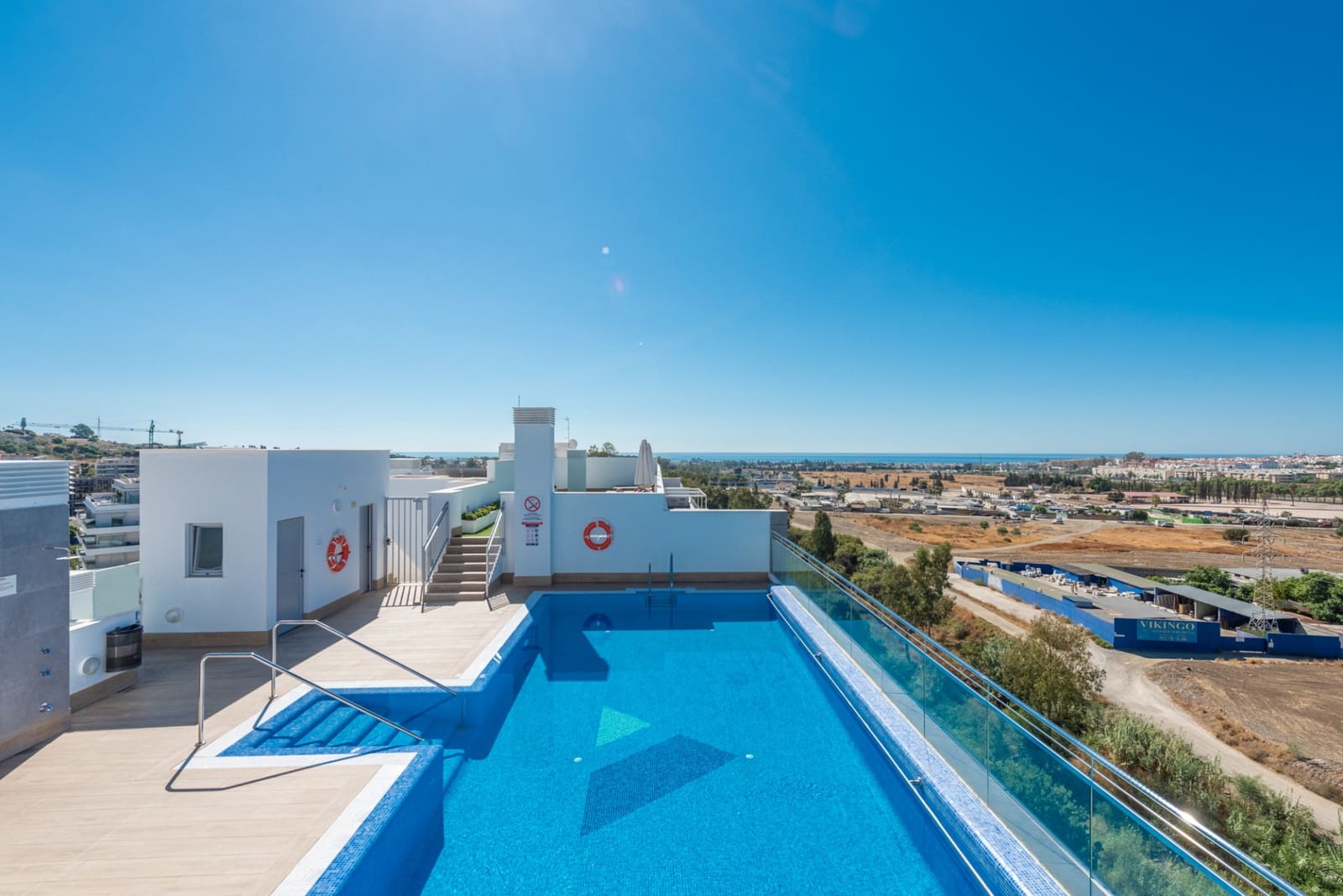 2 Zimmer Apartment zu vermieten in Nueva Andalucia mit Pool Garage - 2.300 € (Ref: 7078946)