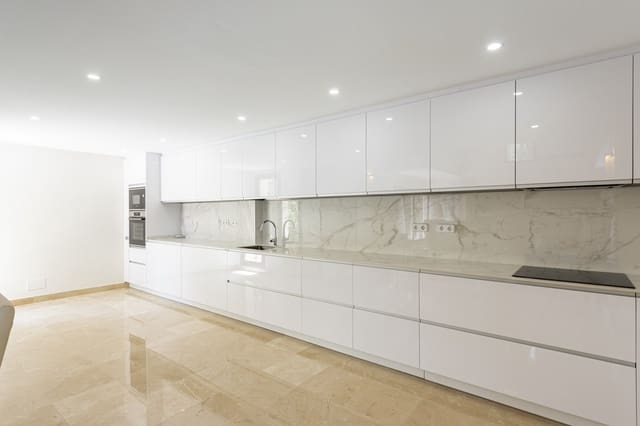 4 slaapkamer Villa te koop in Los Arqueros, Benahavís met zwembad garage - € 1.899.000 (Ref: 7087493)