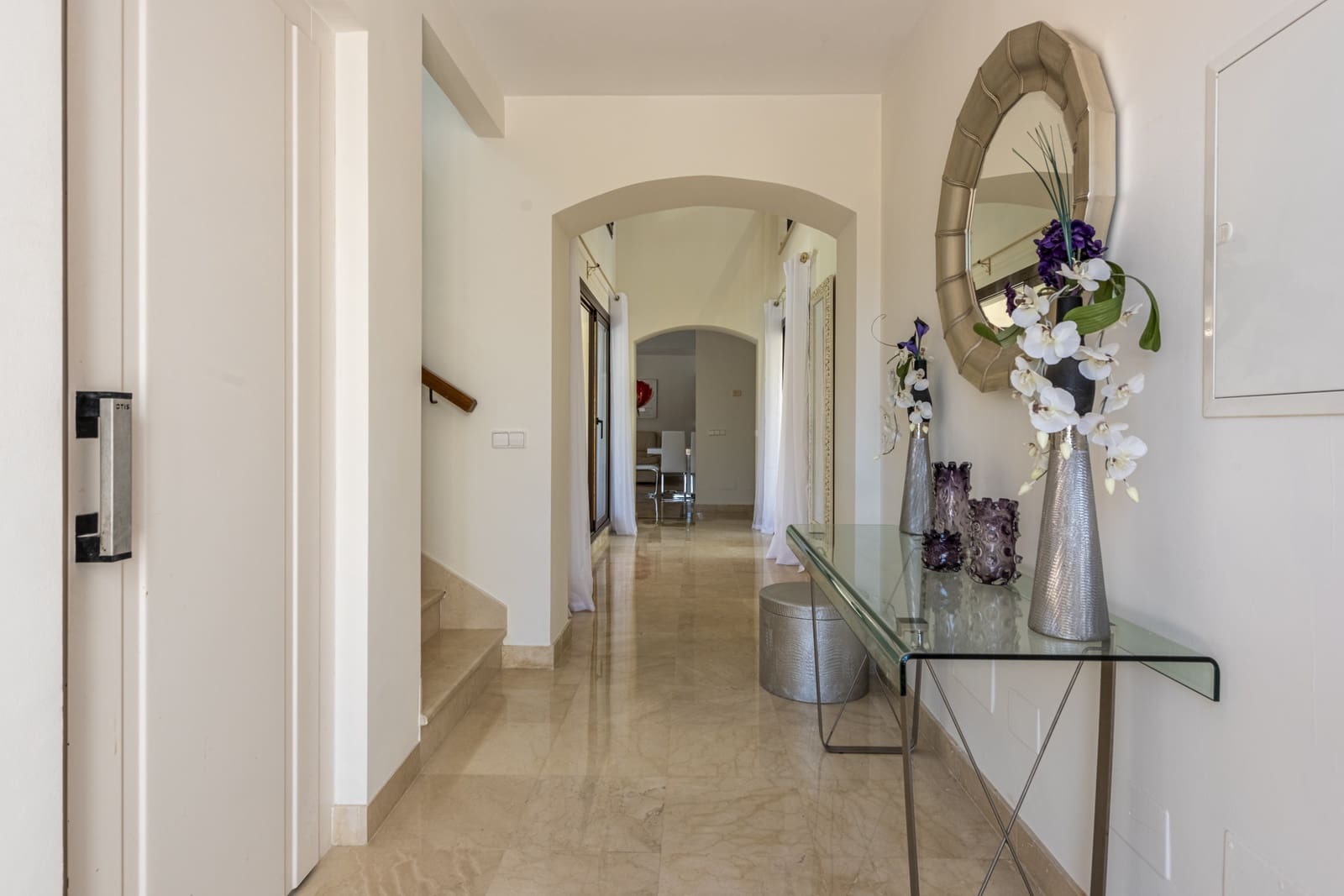 4 soveværelse Villa til salg i Los Arqueros med swimmingpool garage - € 1.899.000 (Ref: 7087493)