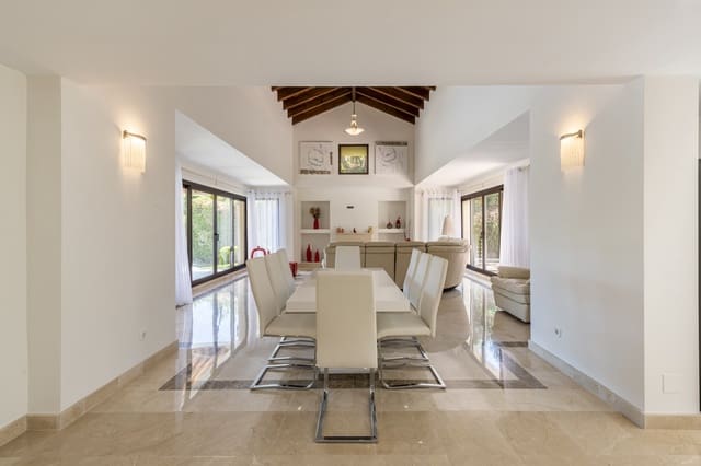 4 slaapkamer Villa te koop in Los Arqueros, Benahavís met zwembad garage - € 1.899.000 (Ref: 7087493)