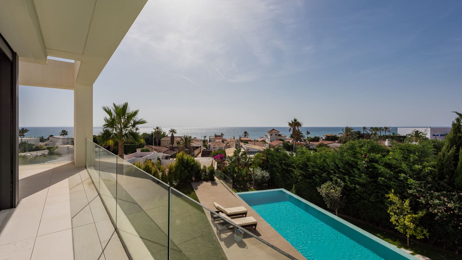 5 bedroom Villa for sale in Marbella with pool garage - € 4,995,000 (Ref: 7200899)