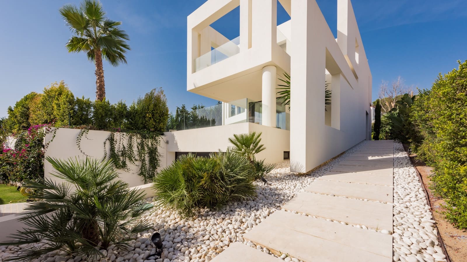 Chalet de 5 habitaciones en Marbella en venta con piscina garaje - 4.995.000 € (Ref: 7200899)