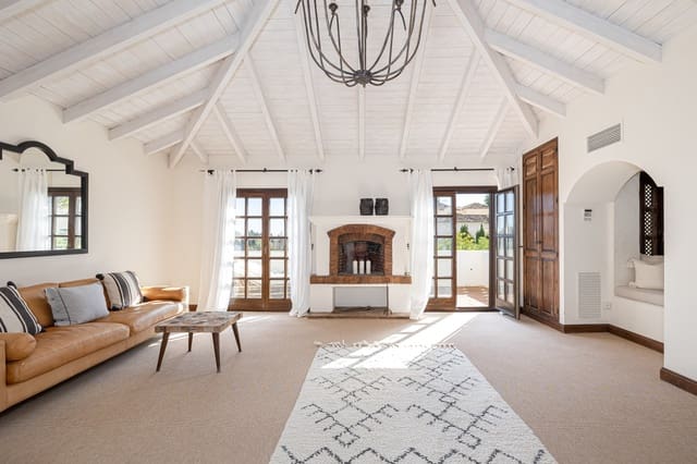 3 soverom Kjedet enebolig til salgs i Marbella med svømmebasseng garasje - € 2 200 000 (Ref: 7342409)
