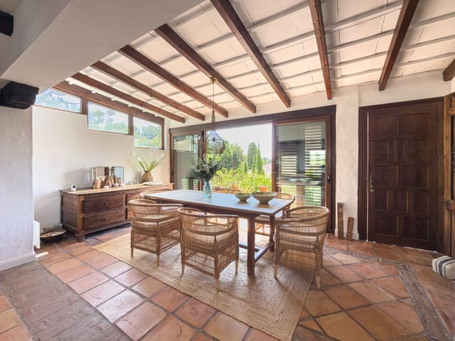 3 soverom Kjedet enebolig til salgs i Marbella med svømmebasseng garasje - € 2 200 000 (Ref: 7342409)